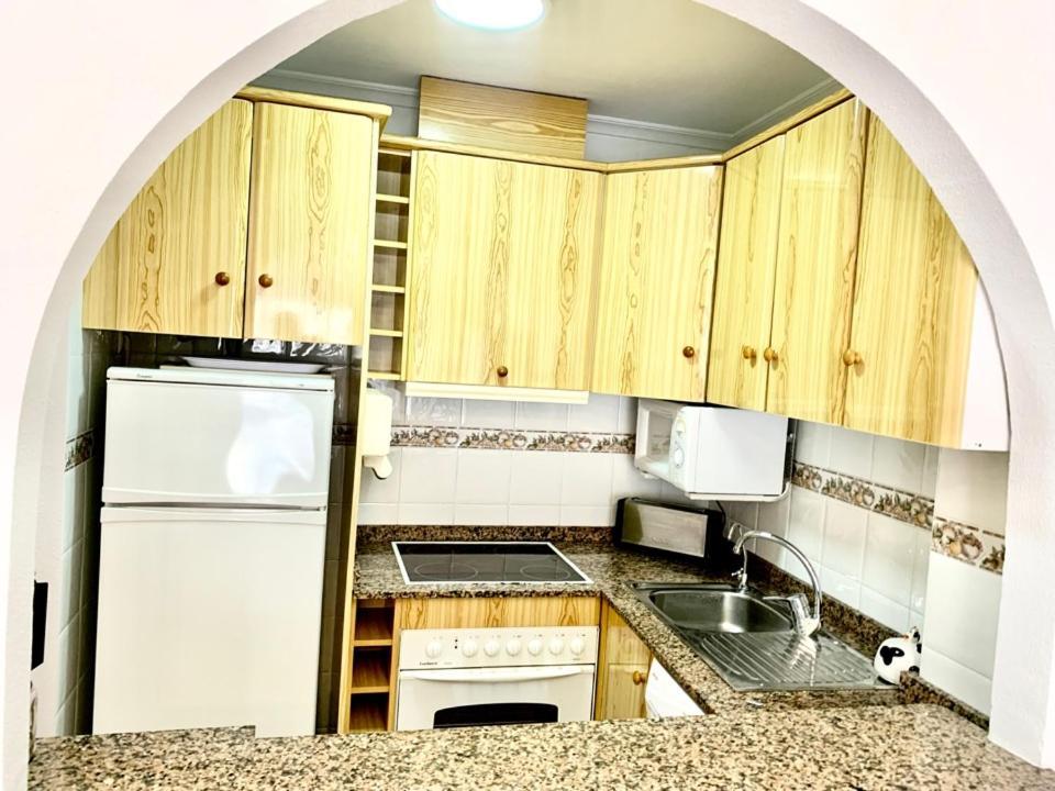 De Vacaciones Apartment Torrevieja Luaran gambar